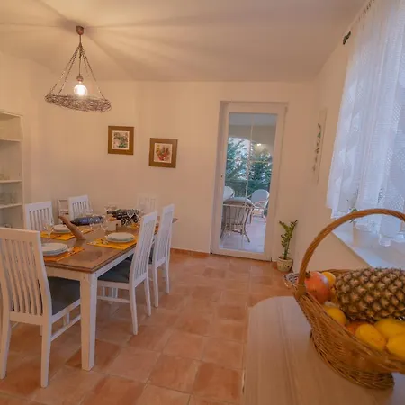Villa Oasis *